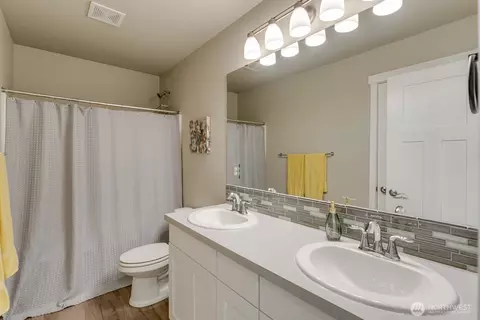 5211 East Dr, Everett, WA 98203 photo 32
