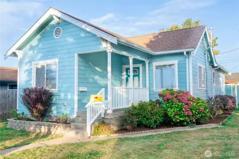 1724 Iron St, Bellingham, WA 98225