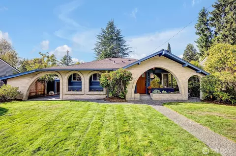 15535 26th Ave NE, Shoreline, WA 98155