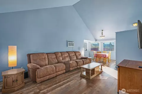Living - 206 1st Ave E, Pacific, WA 98047 photo 1 of 2