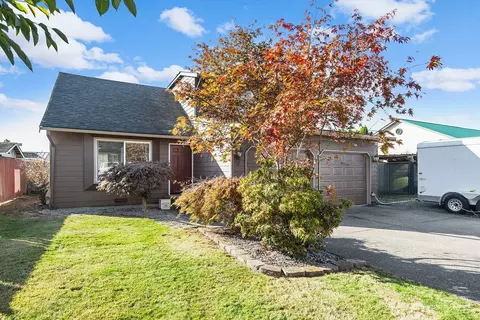 Exterior - 206 1st Ave E, Pacific, WA 98047 photo 3 of 7