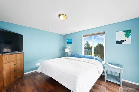 Bedroom - 206 1st Ave E, Pacific, WA 98047 photo 1 of 3