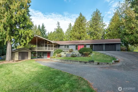 1087 Digby Rd, Mount Vernon, WA 98274