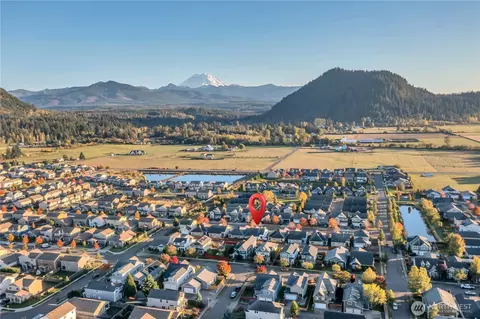 View/Area - 463 Petersen Dr E, Enumclaw, WA 98022 photo 1 of 6