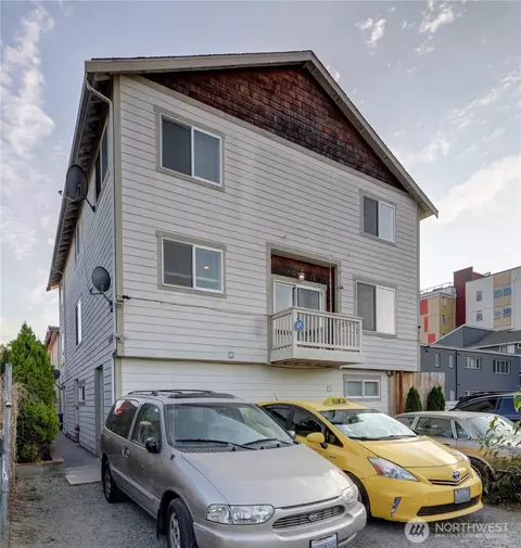 4542 S Henderson St #A, Seattle, WA 98118