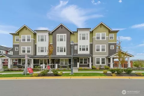 19288 NE 69th Cir #104, Redmond, WA 98052