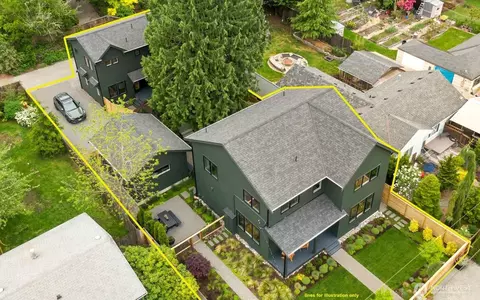 10419 10421 41st Ave SW #A & B, Seattle, WA 98146
