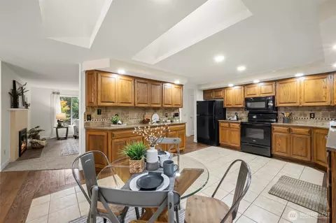 807 Grimes Rd, Bothell, WA 98012 photo 14