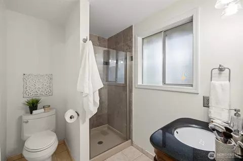 807 Grimes Rd, Bothell, WA 98012 photo 22