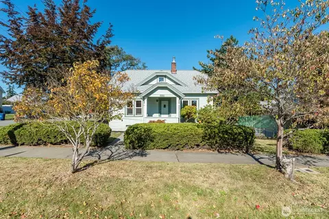 1520 1518 10th St, Anacortes, WA 98221