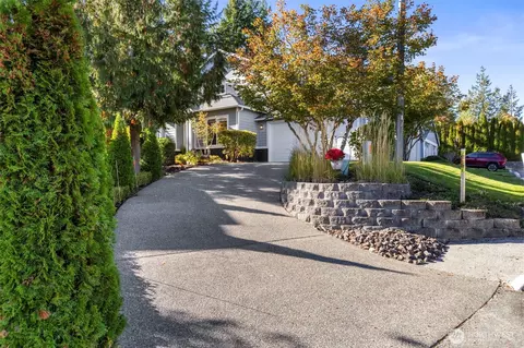 1135 NW Windy Beach Ln, Silverdale, WA 98383
