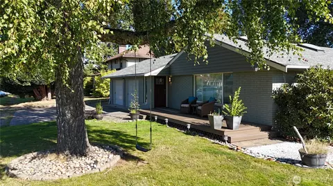 1190 Blaine Ave, Blaine, WA 98230