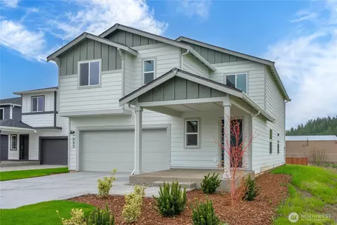 697 Salzer Creek Dr, Centralia, WA 98531