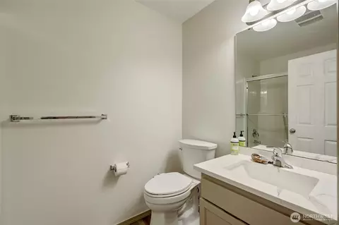 Bath - 1403 Baker Ave, Everett, WA 98201 photo 2 of 2