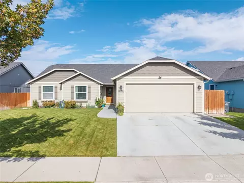 1630 E Filmore Dr, Moses Lake, WA 98837