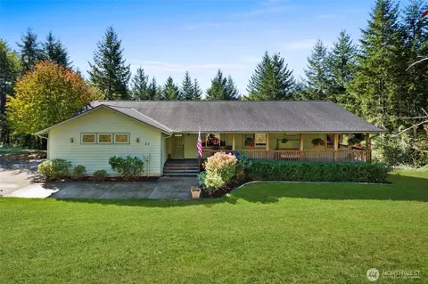 27 Otter Ln, Elma, WA 98541