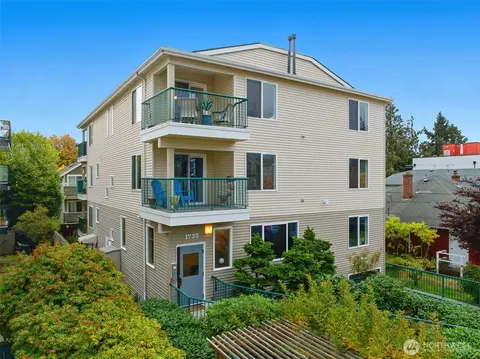 1733 NW 59th St #301, Seattle, WA 98107