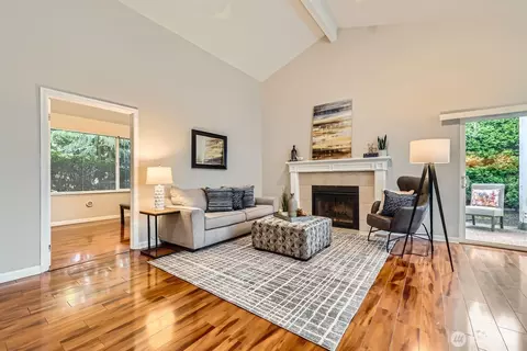 20301 19th Ave NE #1101, Shoreline, WA 98155