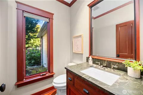 Bath - 9925 NE 197th St, Bothell, WA 98011 photo 1 of 4