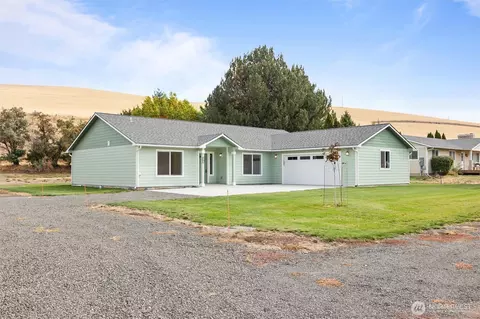 1507 S 5th St, Dayton, WA 99328