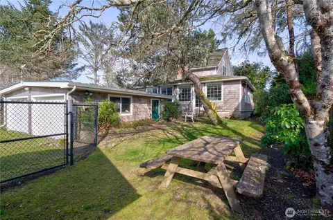 4615 K Pl, Seaview, WA 98644 photo 37