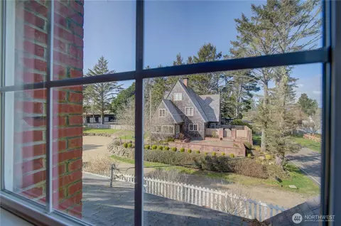 4615 K Pl, Seaview, WA 98644 photo 31