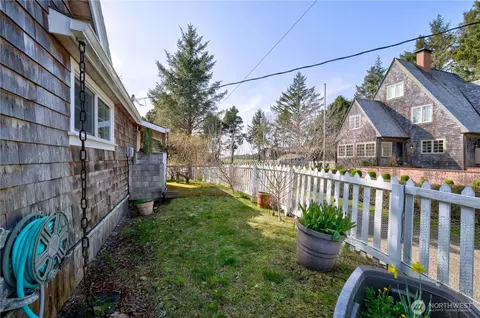 4615 K Pl, Seaview, WA 98644 photo 35