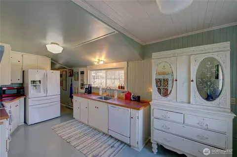 4615 K Pl, Seaview, WA 98644 photo 12