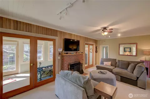 4615 K Pl, Seaview, WA 98644 photo 7