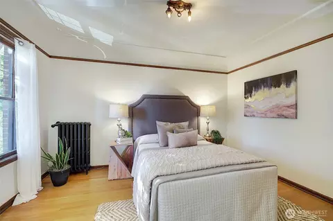 Bedroom - 323 16th Ave E #301, Seattle, WA 98112 photo 1 of 4