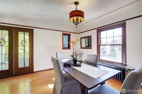 Dining - 323 16th Ave E #301, Seattle, WA 98112 photo 4 of 4