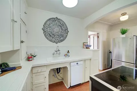Kitchen - 323 16th Ave E #301, Seattle, WA 98112 photo 1 of 4