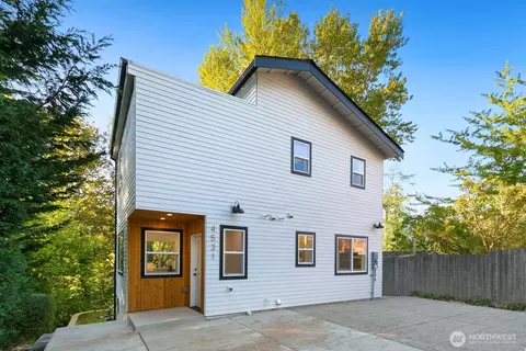 4531 26th Ave SW, Seattle, WA 98106