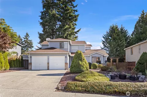 20809 33rd Ave W, Lynnwood, WA 98036