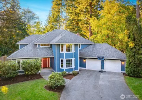 18132 Waverly Dr, Snohomish, WA 98296