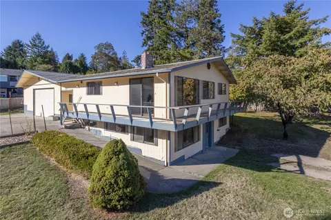 710 18th St, Port Townsend, WA 98368