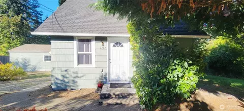 1727 Holman St, Shelton, WA 98584