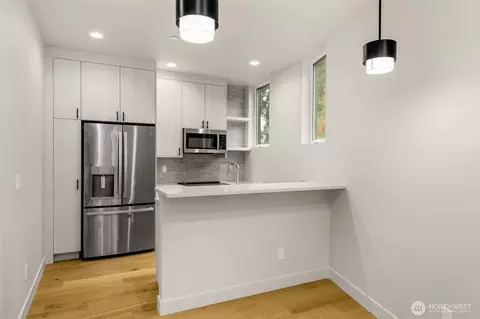 3400 E Spring St, Seattle, WA 98122 photo 18