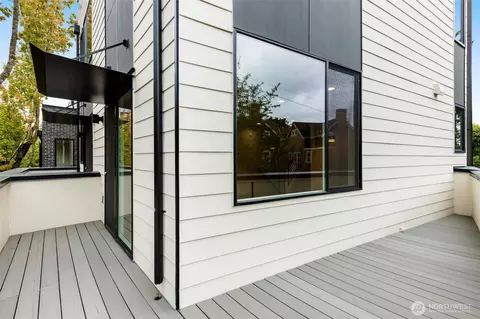 3400 E Spring St, Seattle, WA 98122 photo 24