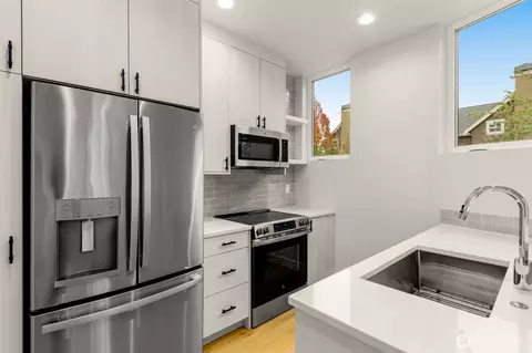 3400 E Spring St, Seattle, WA 98122 photo 20