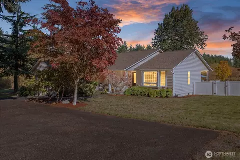 138 N Prairie Rd, Chehalis, WA 98532