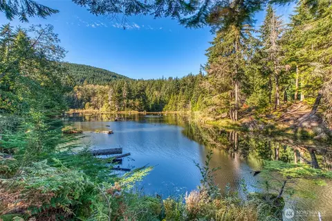 212 Eagle Lake Ln, Orcas Island, WA 98280