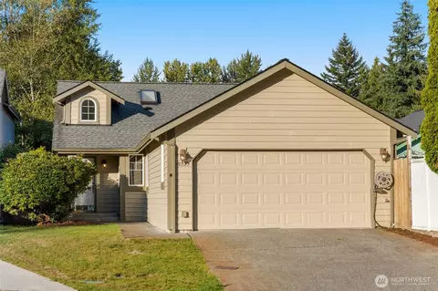 8229 1st St SE, Lake Stevens, WA 98258
