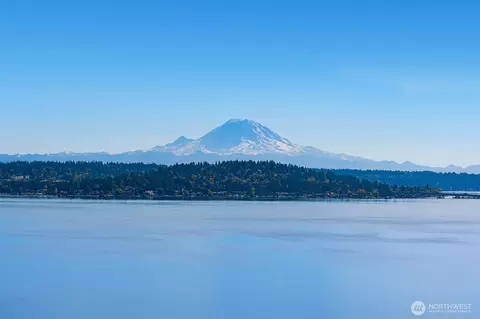 1620 43rd Ave E #15A-B, Seattle, WA 98112