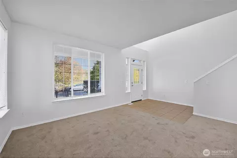 Living - 1005 Eagle Ave SW, Orting, WA 98360 photo 2 of 8