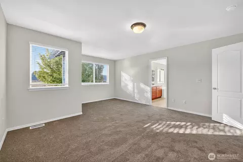 Bedroom - 1005 Eagle Ave SW, Orting, WA 98360 photo 7 of 7