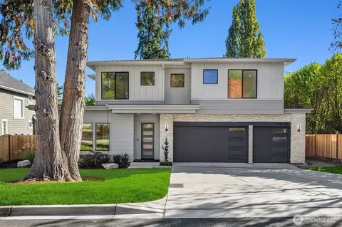 3976 154th Ave SE, Bellevue, WA 98006