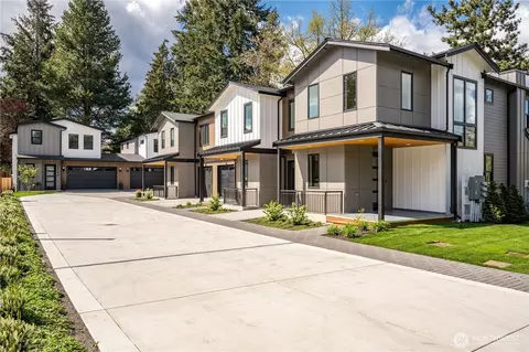 1831 4th St #C, Kirkland, WA 98033