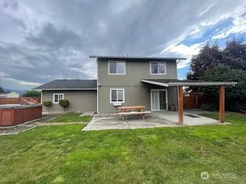 Exterior - 317 Icey St SW, Orting, WA 98360 photo 4 of 6
