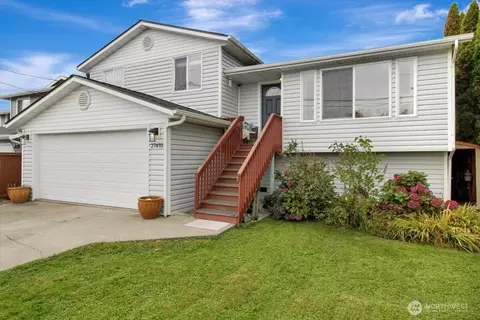 27410 100th Ave NW, Stanwood, WA 98292
